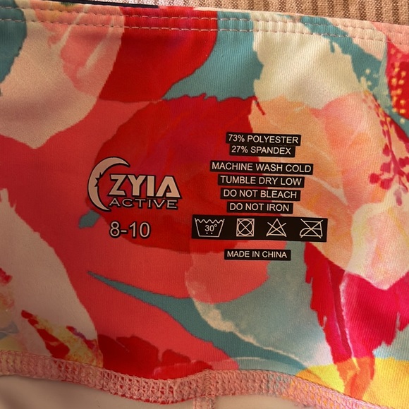 Zyia Floral crop leggings - Picture 2 of 2
